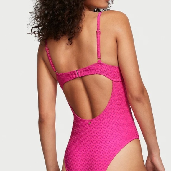 Victoria’s Secret Swim The Twist Removable Push-Up One-Piece Swimsuit S - Picture 5 of 7